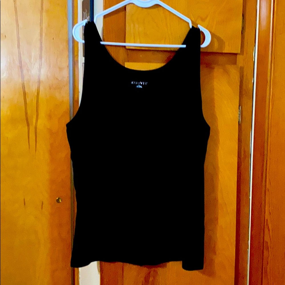 4X black tank